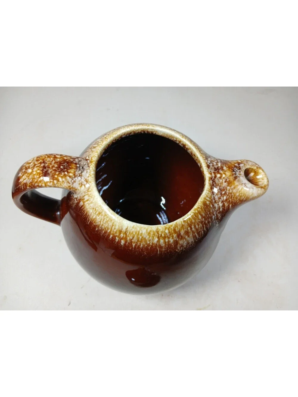 Hull Pottery find no
